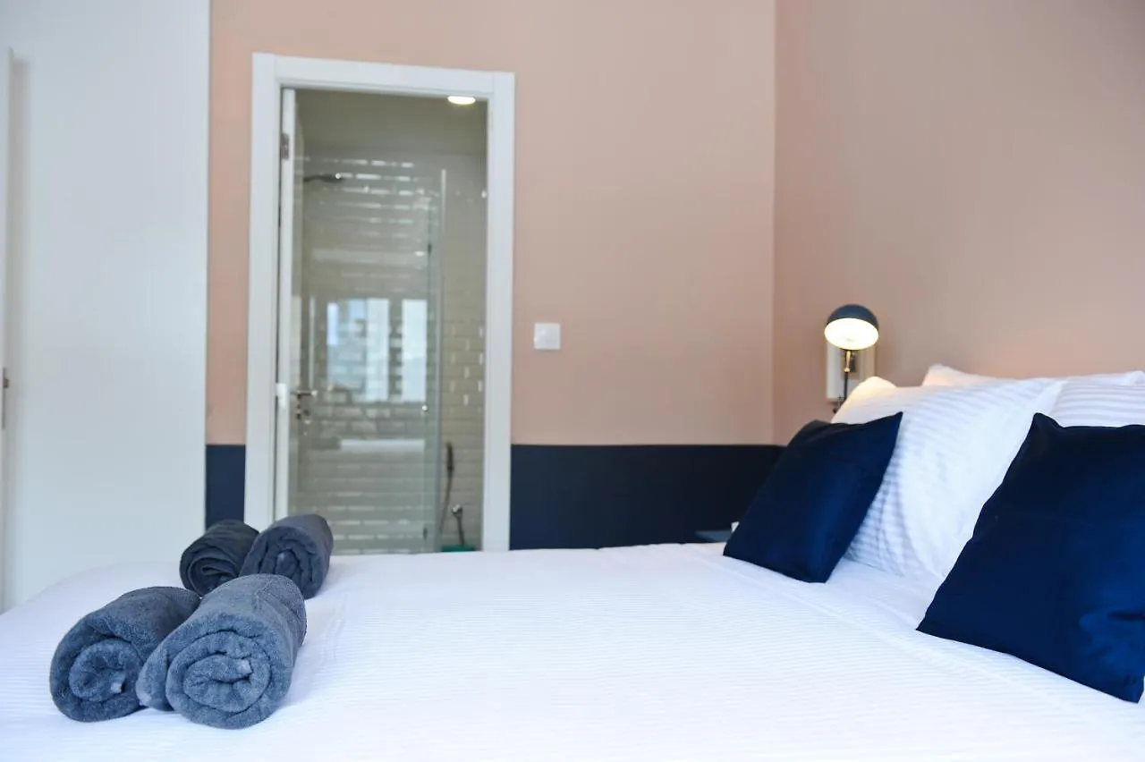 Apartment Lisbon Martini Nest By Misha'S Place 6A
