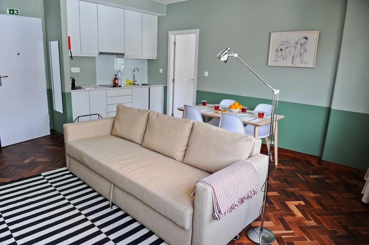 Lisbon Martini Nest By Misha'S Place 6A Apartment