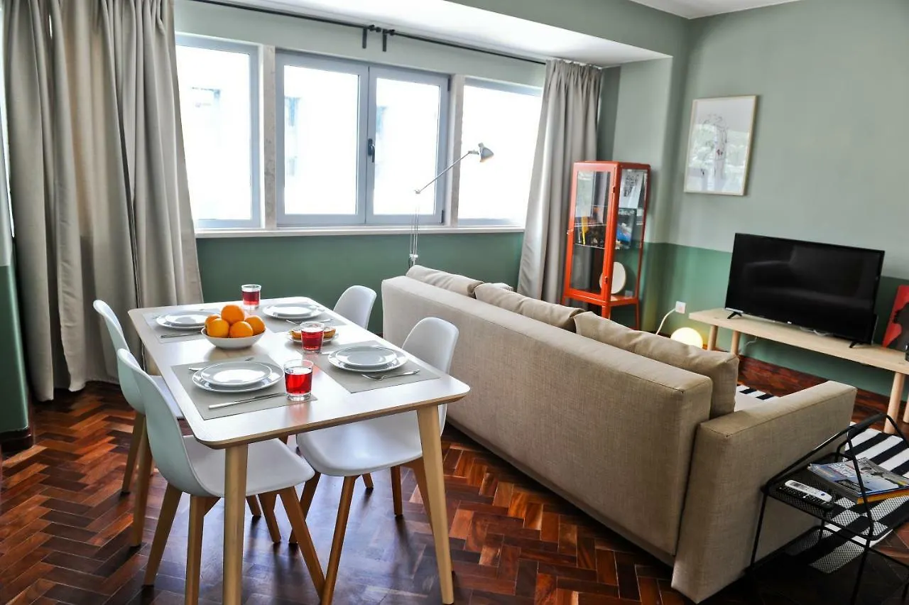 Apartment Lisbon Martini Nest By Misha'S Place 6A